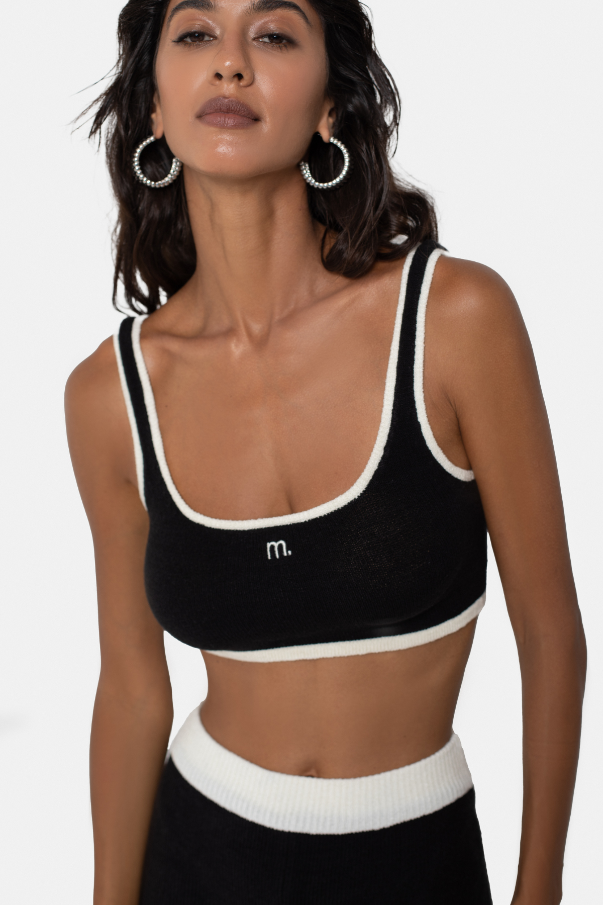 M. Top Black