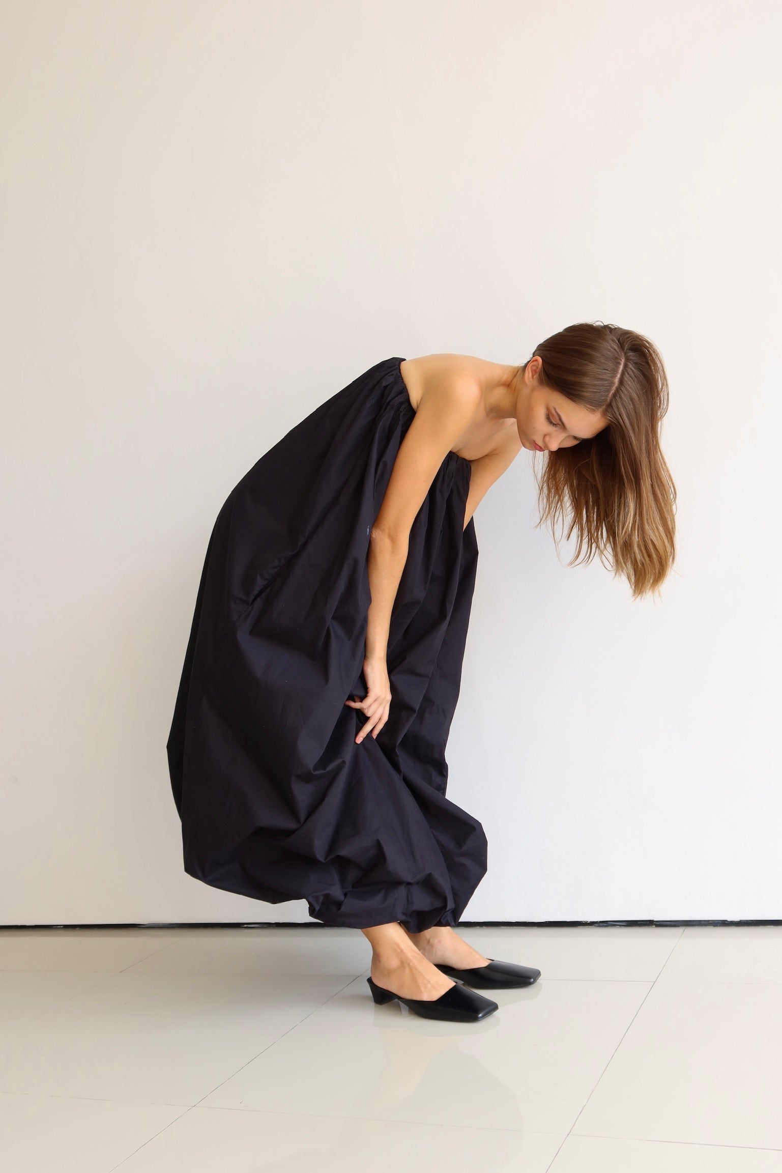 The Balloon Strapless Dress Black