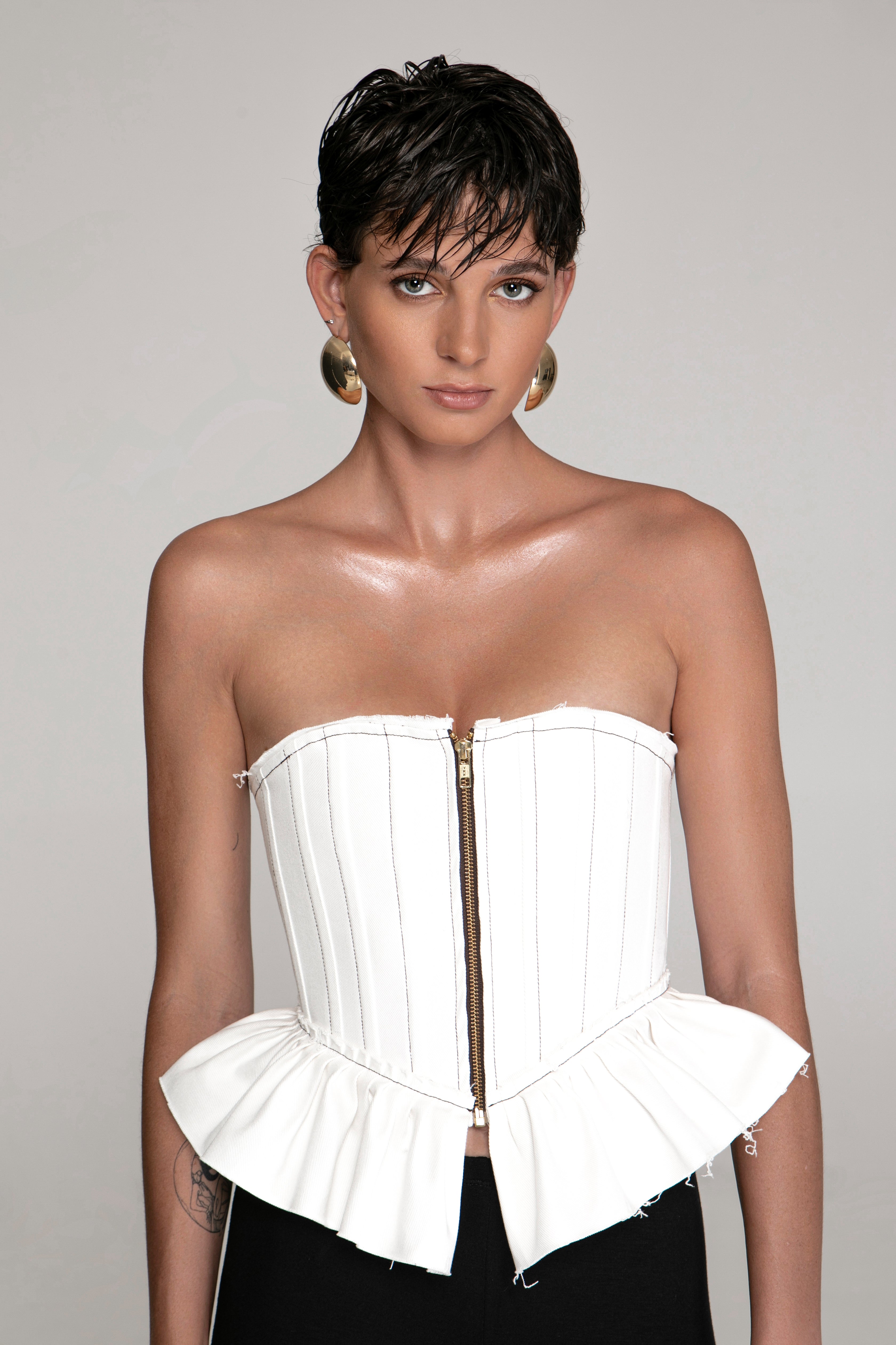 The Swan Corset