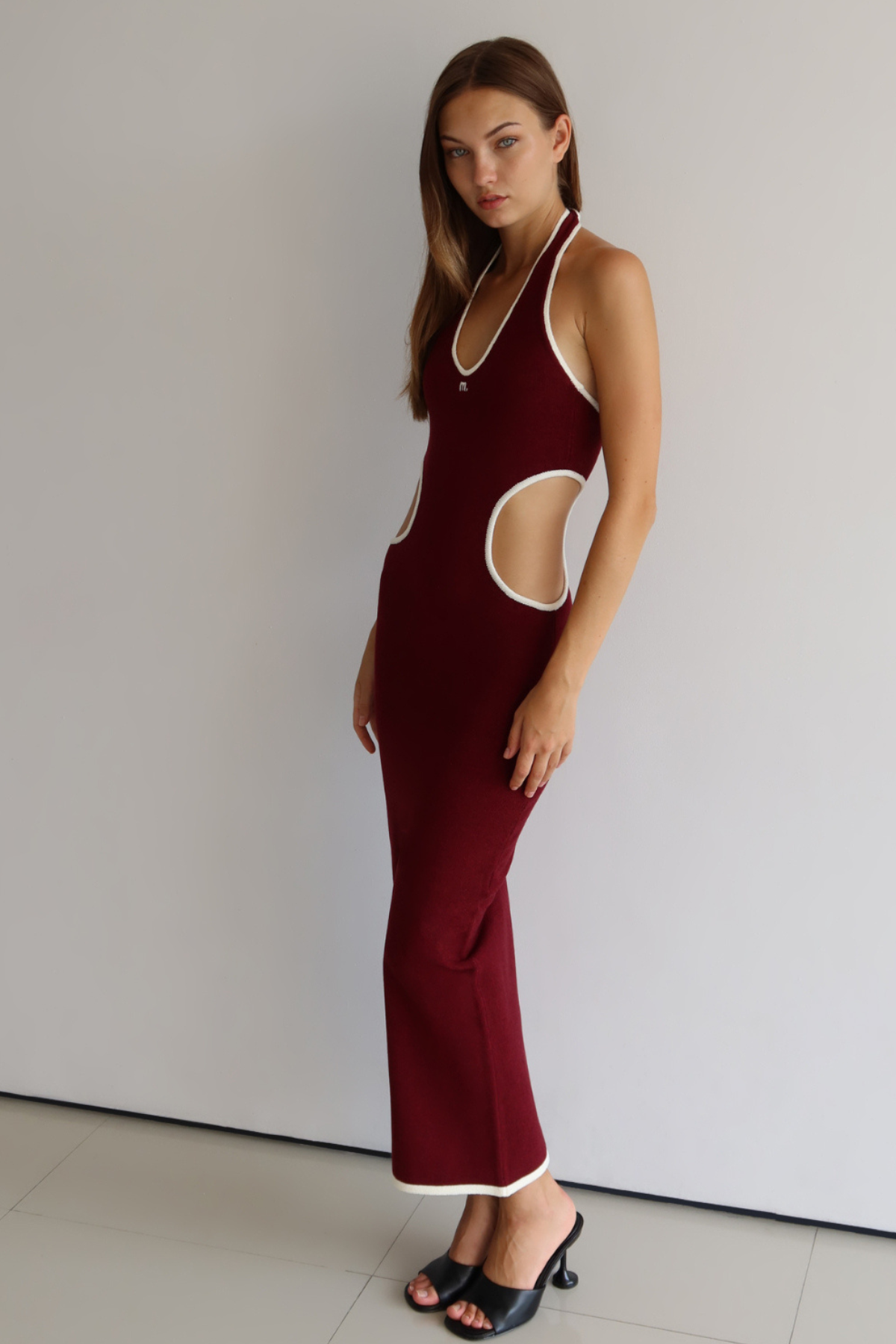 M. Cut-Out-Kleid
