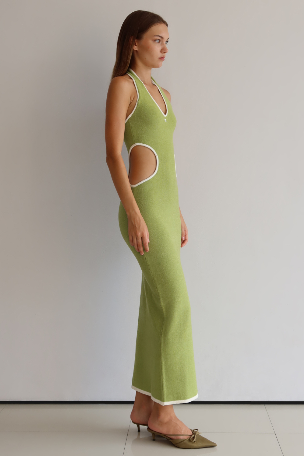 M. Cut-Out-Kleid
